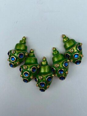 Buttons set of 5 cute green enamel sea shells with blue crystals